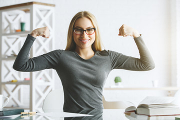 Poster - Woman showing off her biceps