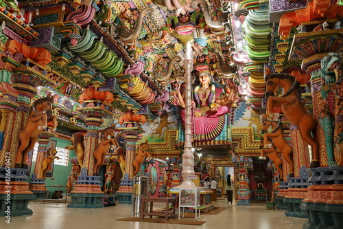 Fotomural Der Hindu Tempel von Trincomalee in Sri Lanka