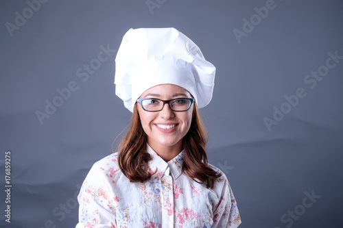 Plakat tło dziewczyna kucharz czapka szefa kuchni