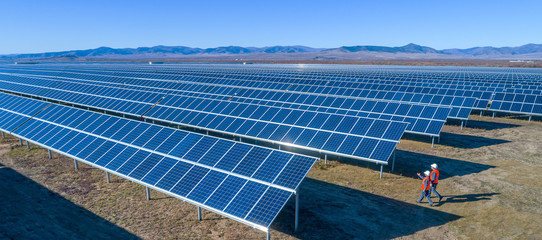 Wall Mural - solar power station