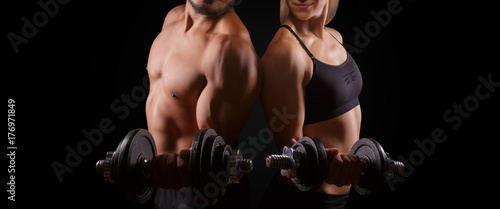 Zdjęcie XXL Sprawności fizycznej treningu treningu mięśni mężczyzna kobieta