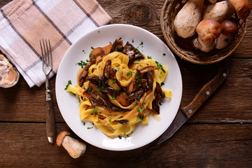 Sticker - Pasta with porcini mushrooms