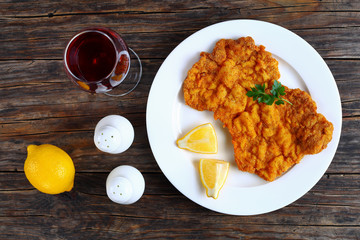 Sticker - Wiener schnitzel with glass of red wine