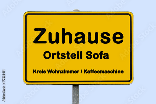 Zuhause Ortsschild Kaufen Sie Diese Illustration Und Finden Sie Ahnliche Illustrationen Auf Adobe Stock Adobe Stock