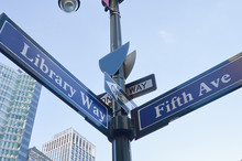 Traffic Signals In New York, Fifth Ave And Library Way