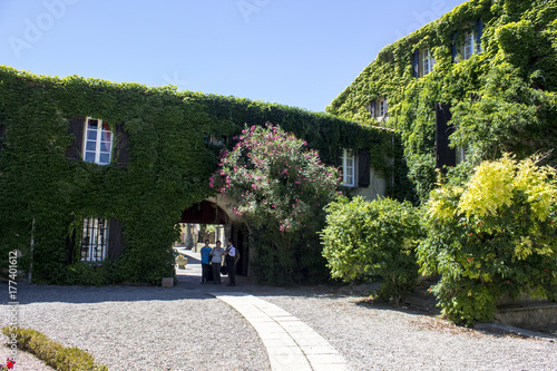 Inside the Logis Hotellerie du Chateau de Floure, a wonderful hotel Relais du Si Tableau sur Toile