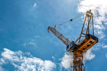 Montreal construction crane