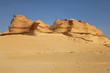 Berge in der Wüste von Ägypten mit blauem Himmel