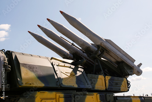Zdjęcie XXL Rosyjska mobilna instalacja rakietowa