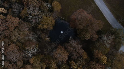 Obraz na płótnie Spadek staw z fontanny Drone