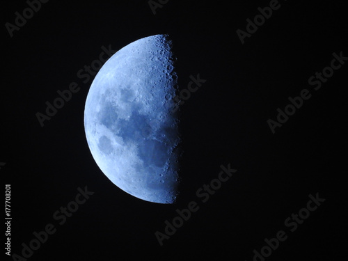 Zdjęcie XXL Pół księżyc