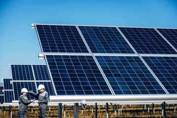 Wall Mural - solar power station