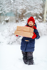 Wall Mural - Little girl outdoors on Christmas day