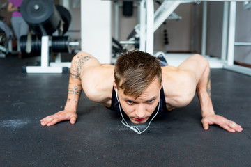 Poster - Man at a gym