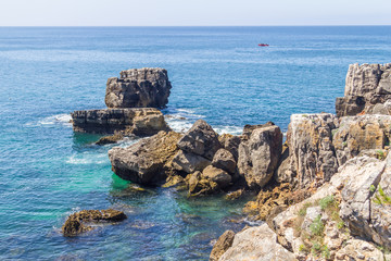 Cliff and ocean in Cascais