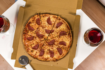 Canvas Print - Salami Pizza (view from above)