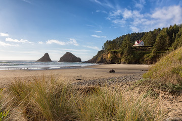 Wall Mural - Parrot Rock, Pinnacle Rock and Heceta Head Lighthouse, Oregon