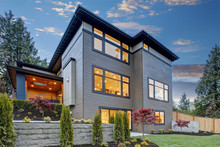 Luxurious New Construction Home In Bellevue, WA.
