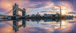 canvas print picture - Von der Tower Bridge bis zur London Bridge, die  Skyline von London bei Sonnenuntergang