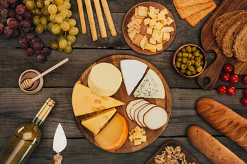 Wall Mural - assortment of cheese types