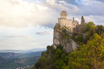 Canvas Print - Castle in San Marino - La Cesta or Fratta, Seconda Torre