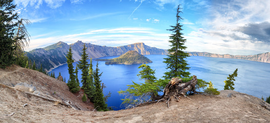 Wall Mural - Crater Lake National Park panorama, Oregon, USA