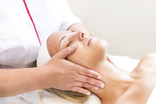 Massage And Facial Peels At The Salon Using Cosmetics 