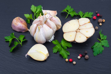 Canvas Print - Garlic with parsley and a mix of peppers