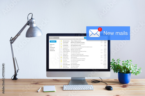 Fotomural Receiving email in inbox concept, popup mail notification on computer screen