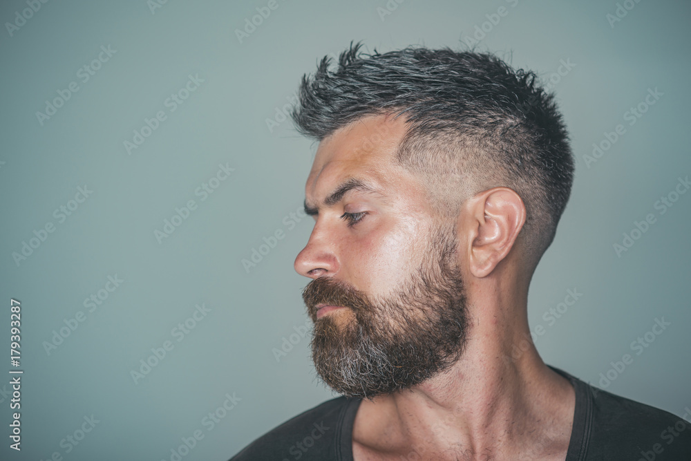 Man with bearded face profile and stylish hair - obrazy, fototapety, plakaty 