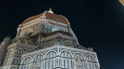 Wall Mural - Basilica di Santa Maria del Fiore in Florence at night timelapse