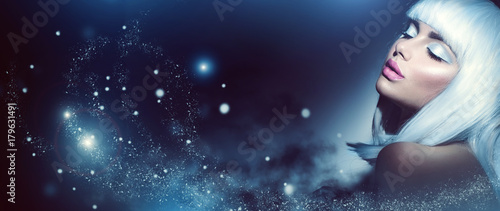 Foto Fashion model girl portrait