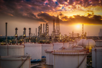 Wall Mural - Oil and gas industry - refinery at twilight - factory - petrochemical plant