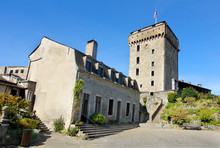 Zamek W Lourdes Mieszczący Muzeum Pirenejskie, Francja