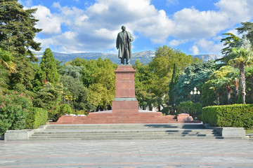 Wall Mural - Crimea. Yalta. Lenin Square