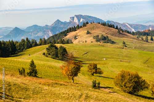 Dekoracja na wymiar  jesien-w-gorach-pieniny