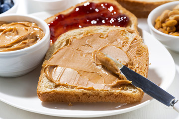 Wall Mural - toast with peanut butter and jam