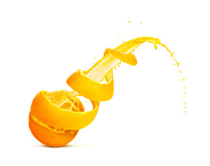 Poster - orange with cut out skin in the form of a spiral and with a splash, isolated on a white background