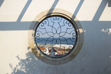 Fototapeta Miasta - window in alfama - lisbon