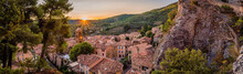 Panorama In Moustiers Sainte Marie