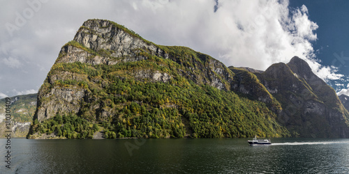 Plakat Rejs fjordem w pobliżu Bergen w Norwegii