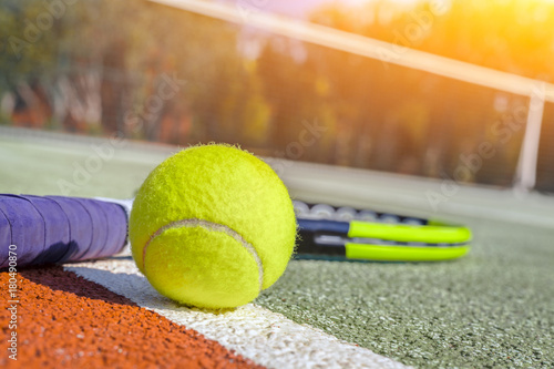 macro tennis ball and racket on hard court Tableau sur Toile