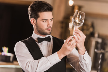 Canvas Print - Bartender