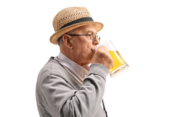 Canvas Print - Mature man drinking beer