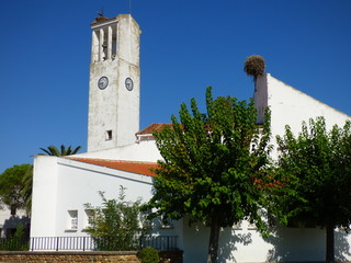 Alagón del Río es un municipio creado como poblado de colonización en los años 1950 en el término municipal de Galisteo, al norte de la provincia de Cáceres