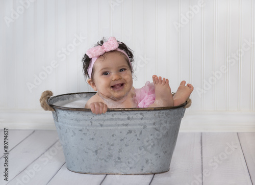 metal baby bathtub