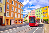 Fototapeta Nowy Jork - Colorful street of Innsbruck view