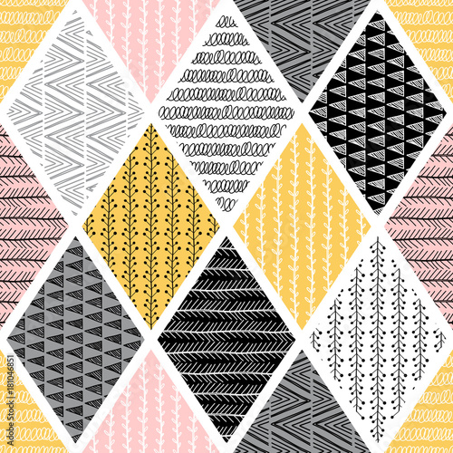 Tapeta ścienna na wymiar Seamless pattern, patchwork tiles. Can be used on packaging paper, fabric, background for different images, etc. Freehand drawing