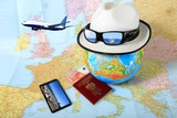 Fototapeta  - Mapa, paszport i smartfon, przygotowanie do podróży.