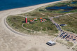 Luftbild vom Leuchtturm auf der Insel Texel an der Nordsee, Niederlande